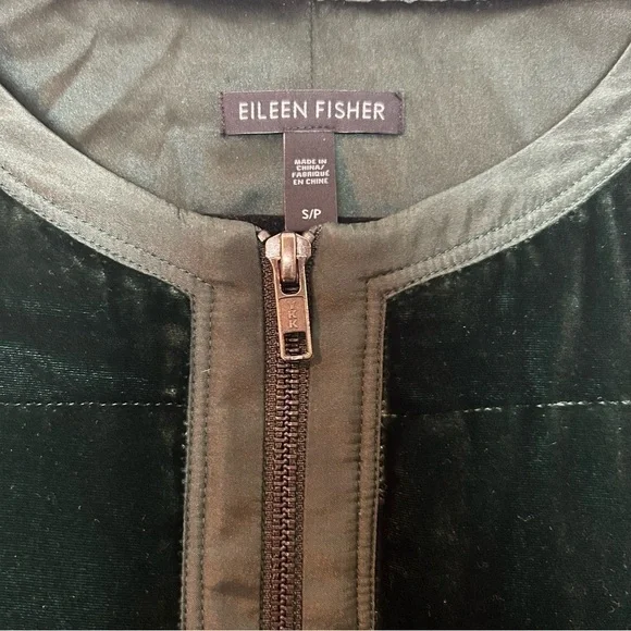 Eileen Fisher Emerald Green Fully Lined Quilted Zip Front Jacket Sz.S/P